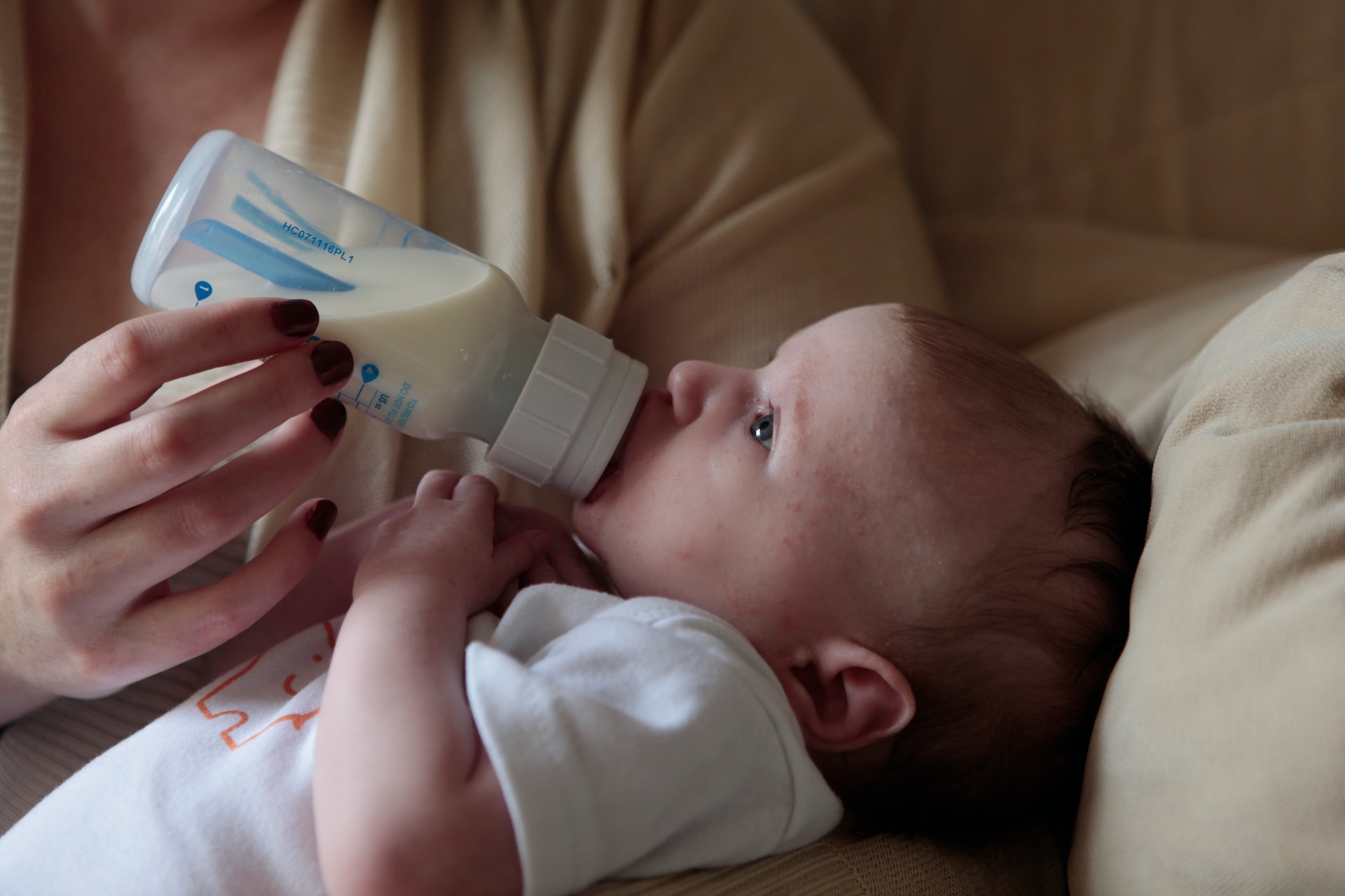 Ne pas donner du lait de vâche au bébé
