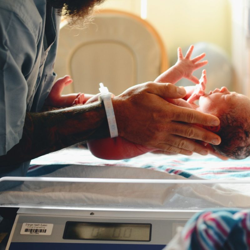Reconnaître un rhum chez le bébé
